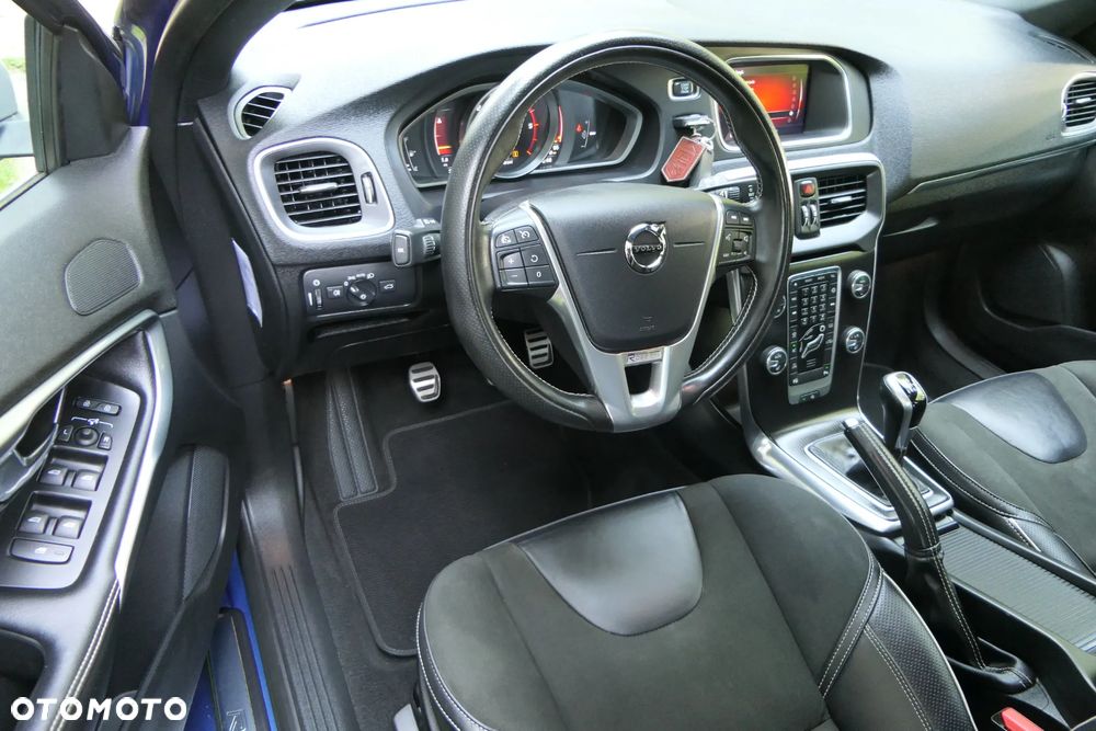 Volvo V40 D2 RDesign - 19