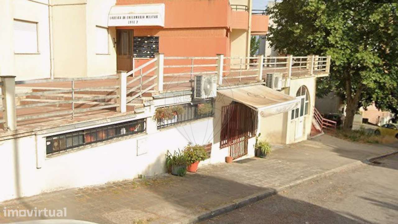 Loja  para arrendamento - Grande imagem: 2/3