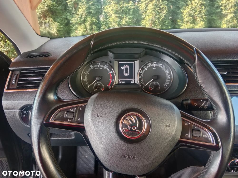 Skoda Octavia 1.4 TSI Ambition - 9