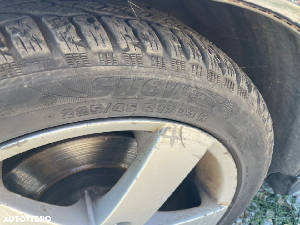 piese Saab 95 turbo benzina cod motor B235R/Tk 184kw cutie Capota far Aripă Masina este din 2003 jante roti r17 anvelope iarna 225/44/17 cauciucuri - 12