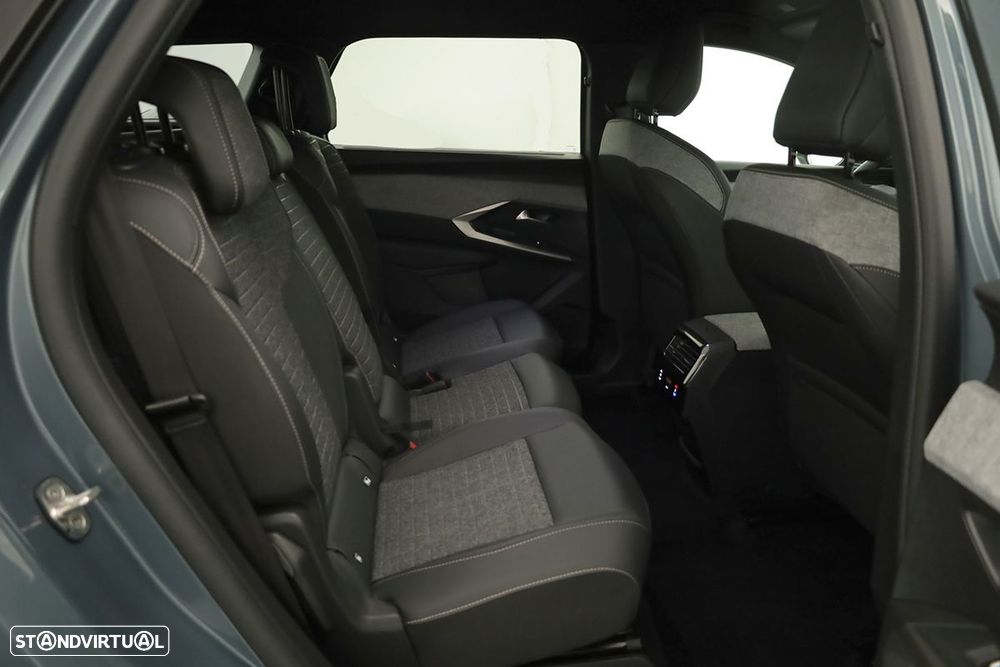 Peugeot 5008 1.2 Hybrid Allure e-DCS6 - 22