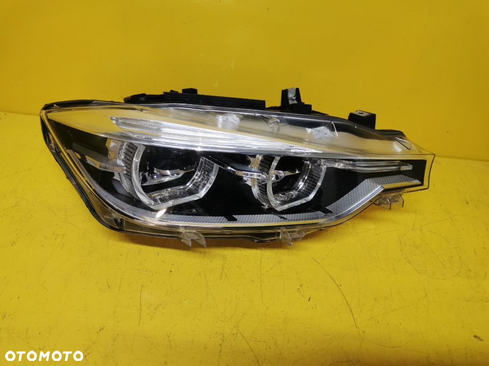 BMW 3 F30 F31 LAMPA PRAWA PRZOD LED ADAPTIVE 7453488-02 - 2