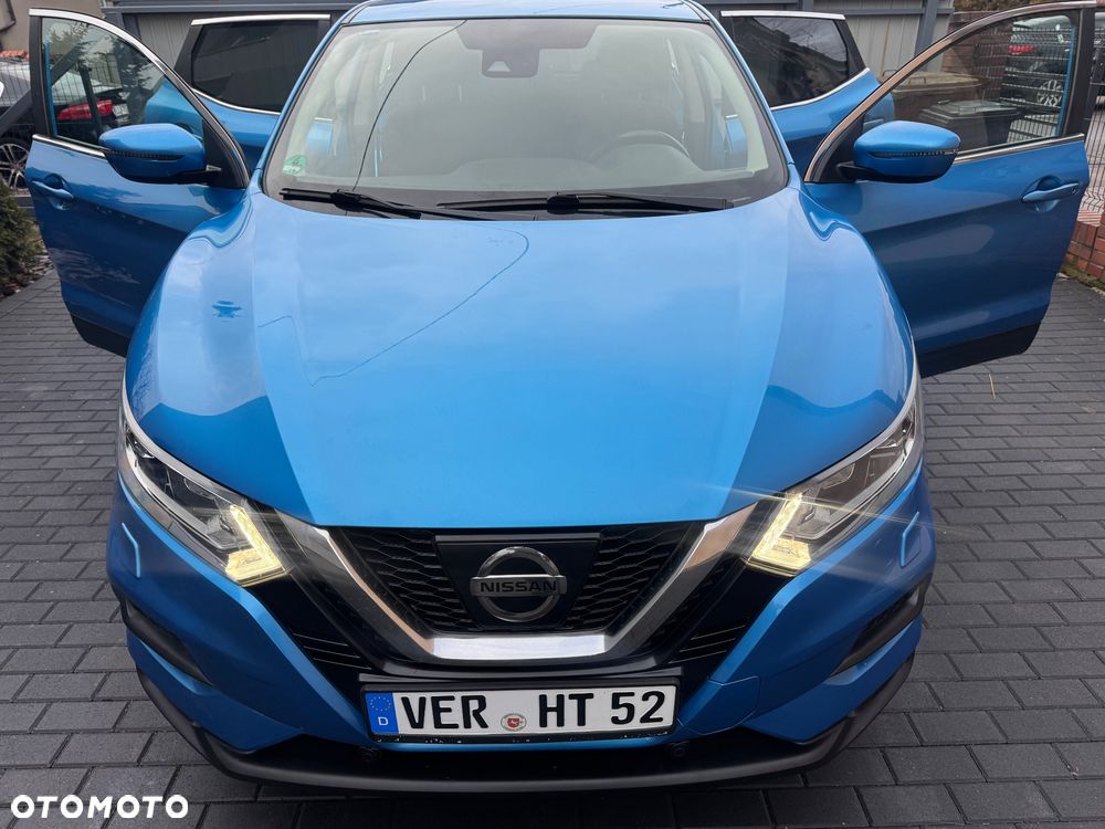 Nissan Qashqai - 1