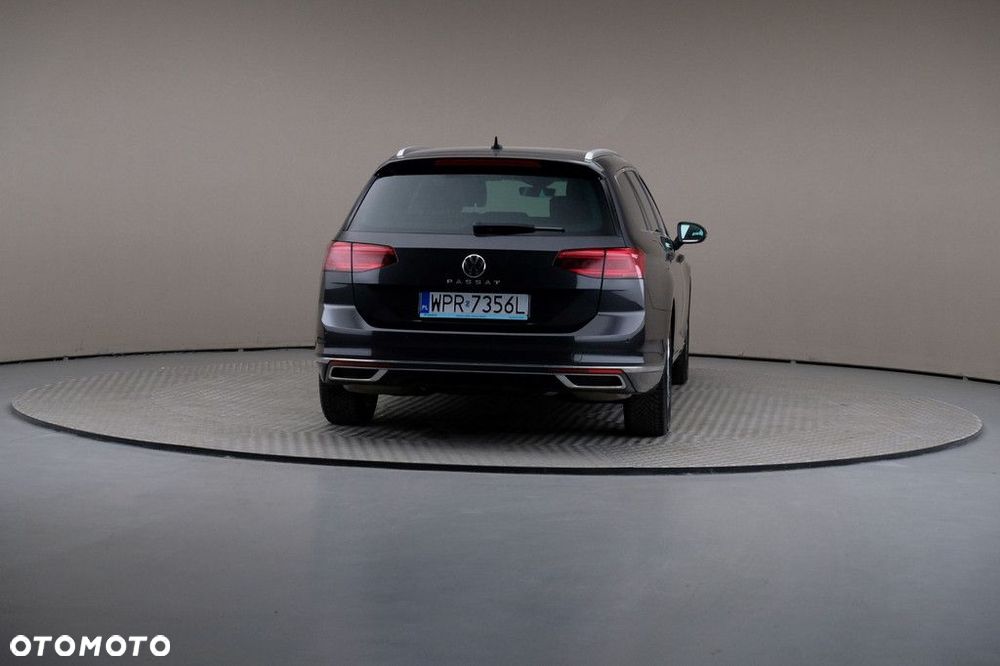 Volkswagen Passat Variant 2.0 TSI Elegance DSG - 5