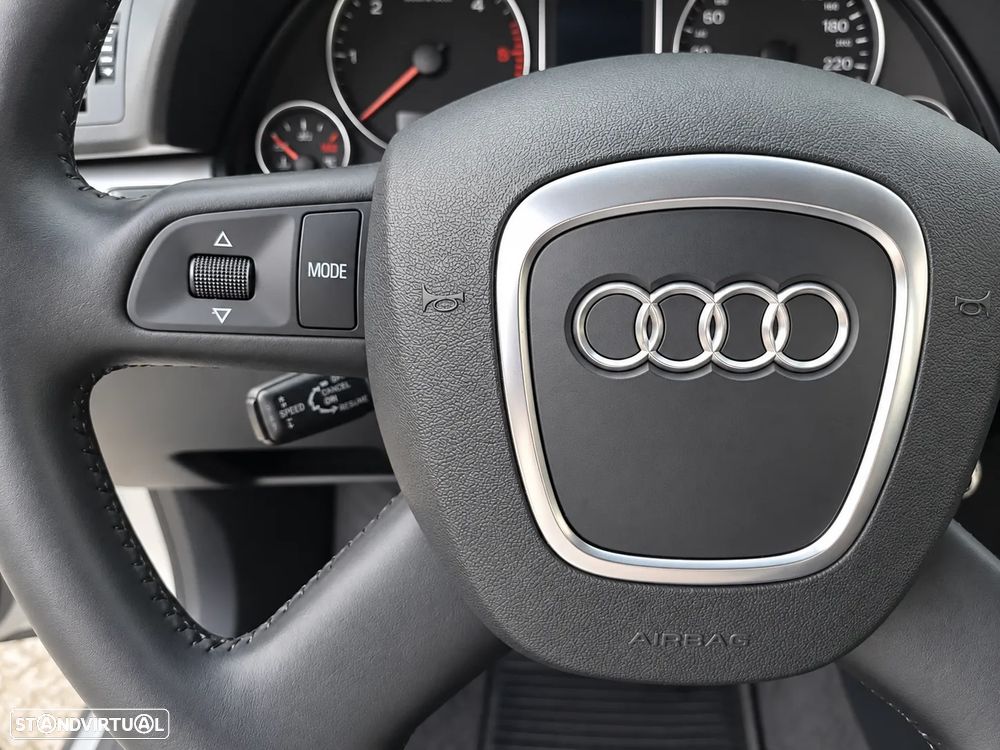 Audi A4 2.0 TDI S-line - 22