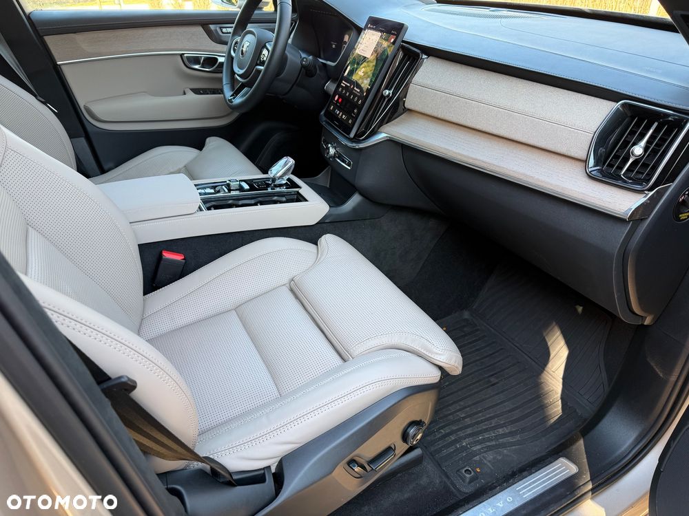 Volvo XC 90 T5 AWD R-Design - 8