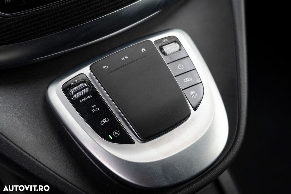 Mercedes-Benz V - 23