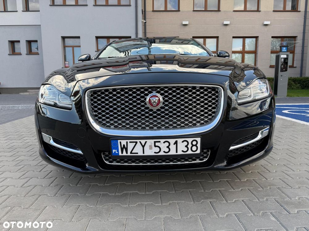 Jaguar XJ 3.0 T Portfolio - 4