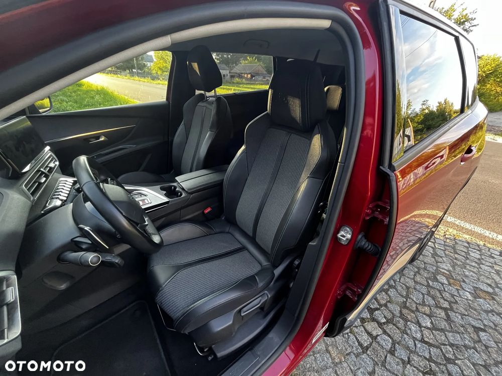 Peugeot 5008 1.2 PureTech Allure Pack S&S EAT8 - 10