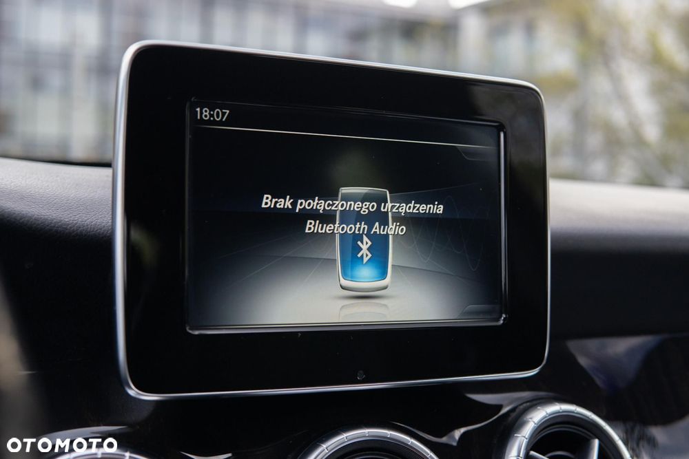 Mercedes-Benz CLA 250 7G-DCT AMG Line - 19