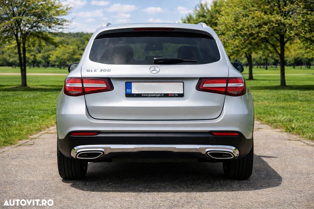 Mercedes-Benz GLC - 4