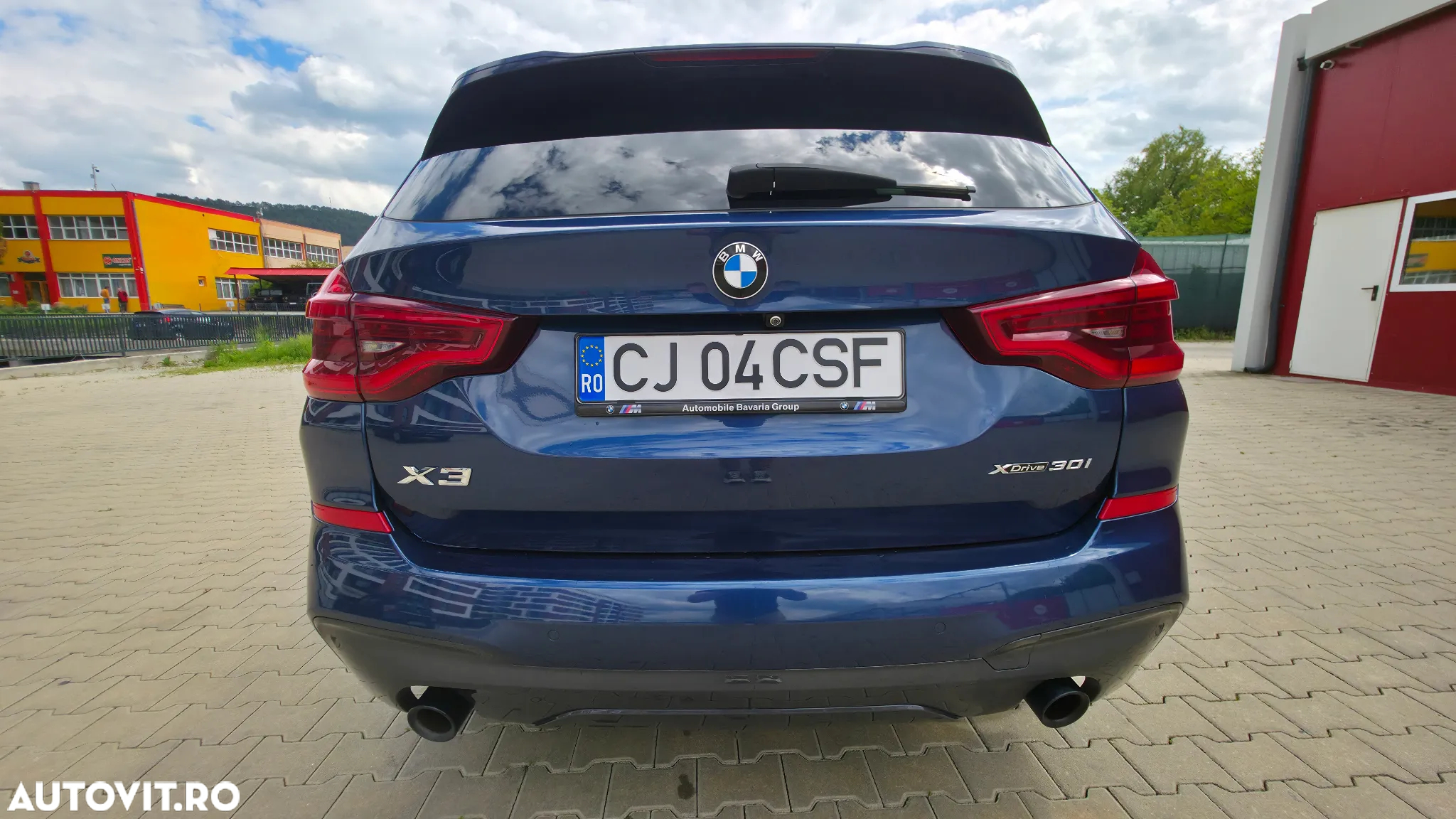BMW X3 xDrive30i AT - 7
