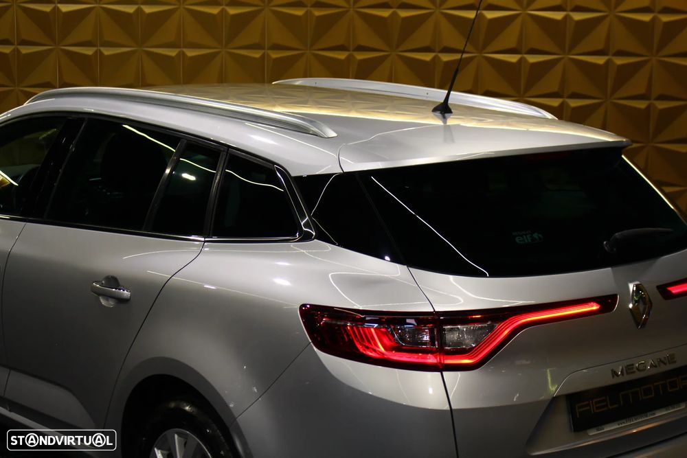 Renault Mégane Sport Tourer 1.5 Blue dCi Limited - 10