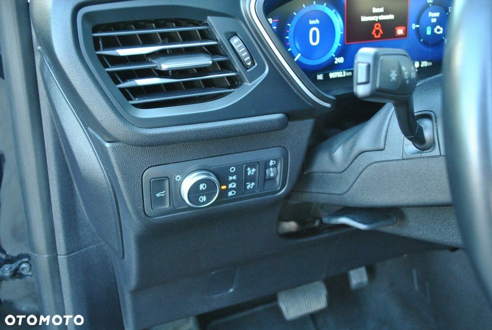 Ford Kuga 2.5 FHEV FWD Titanium X - 17