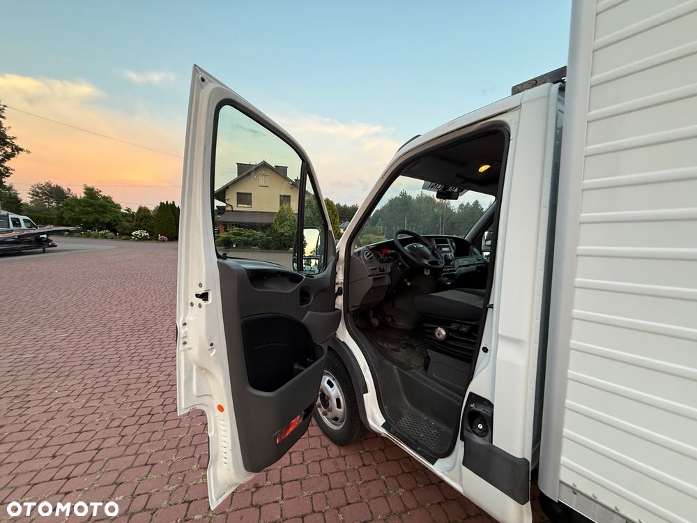 Iveco Daily 35C15 *3.0D* KONTENER 3,5M *NOWY SILNIK* KLIMA* TEMPOMAT* ZADBANY* - 16