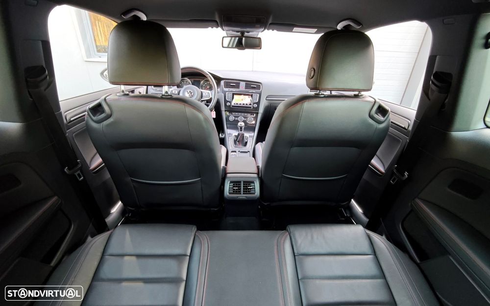 VW Golf 2.0 TSi GTi - 13