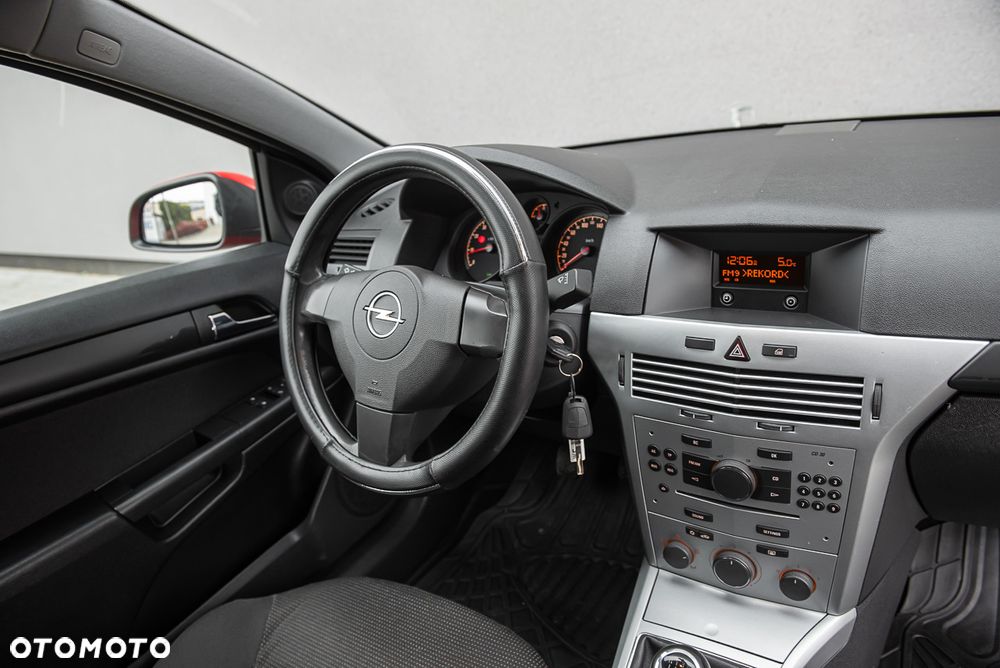 Opel Astra - 24