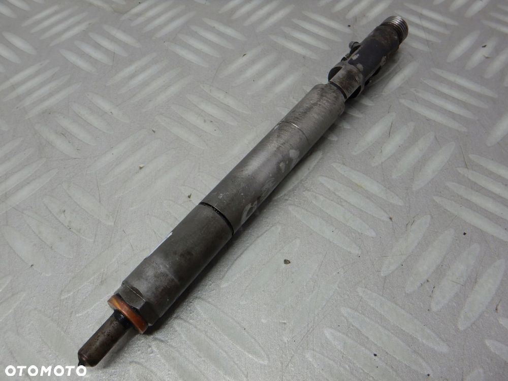 Wtrysk Wtryskiwacz Ssang Yong Rodius I 04-13 2.7 XDI A6650170221 EJBR04401D - 1