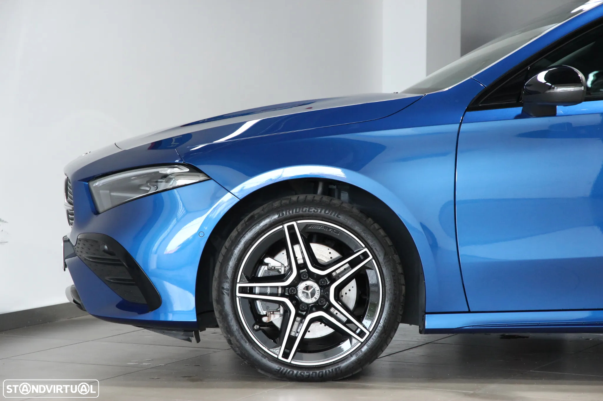 Mercedes-Benz A 250 e AMG Line - 7