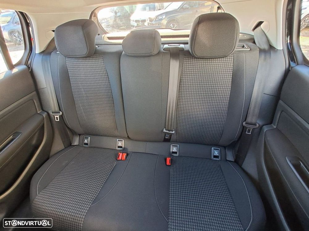 Peugeot 308 PureTech 130 GPF EAT8 Black Edition - 14