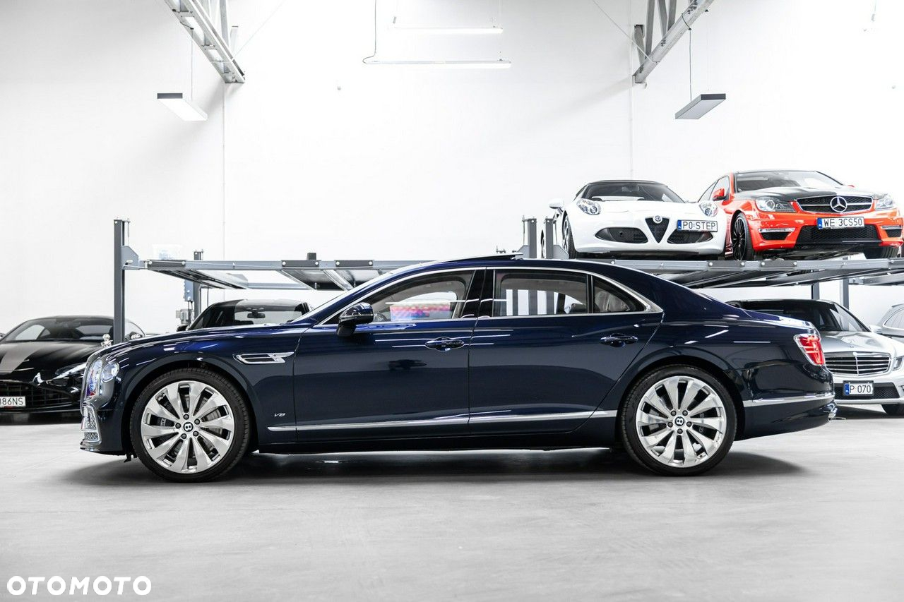 Bentley Flying Spur - 10