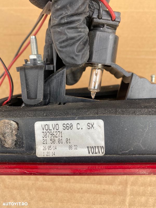 Stop stanga spate VOLVO S60 2010-2017 30796271 - 5