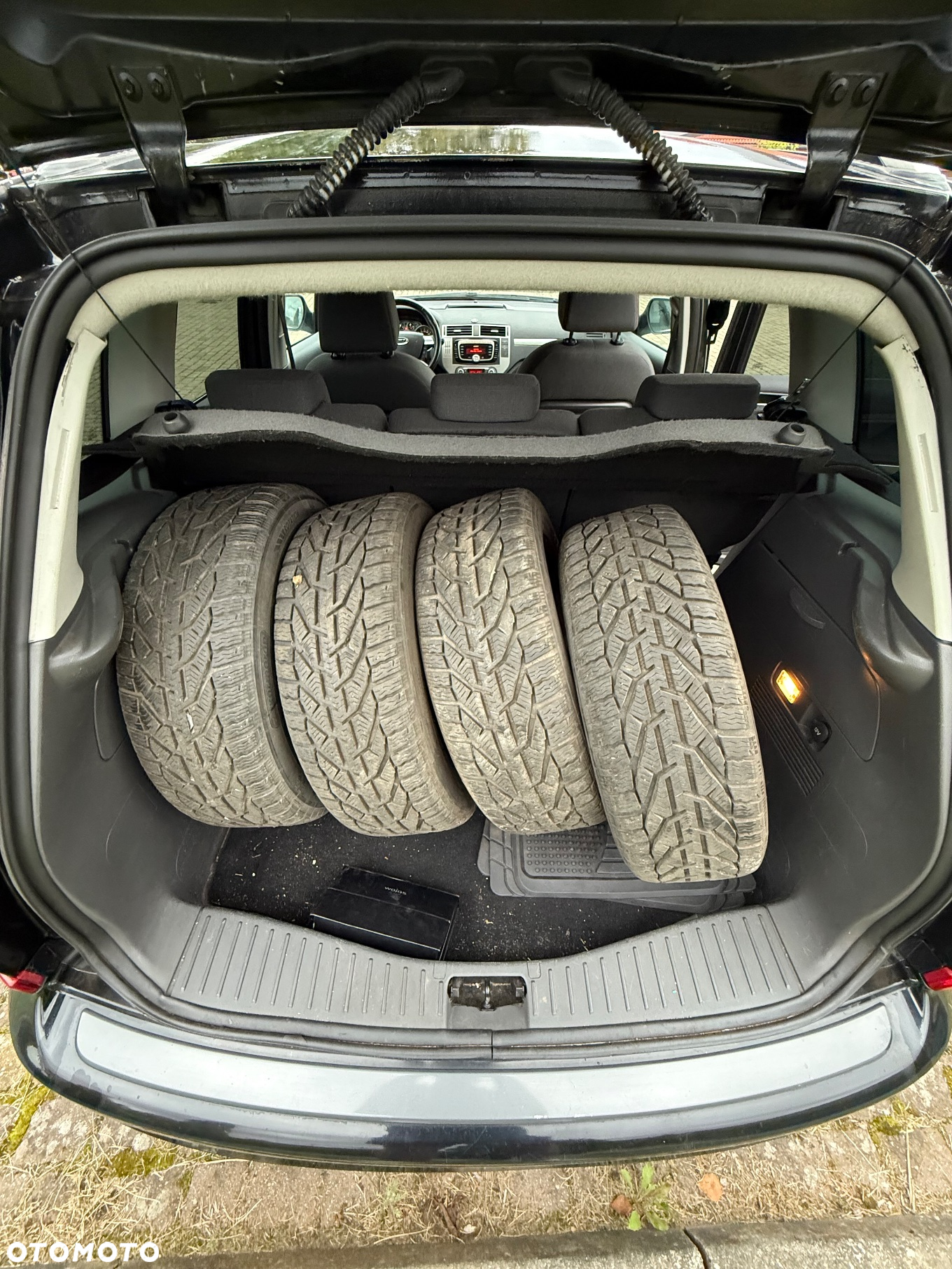 Ford C-MAX 1.6 TDCi Ghia - 10