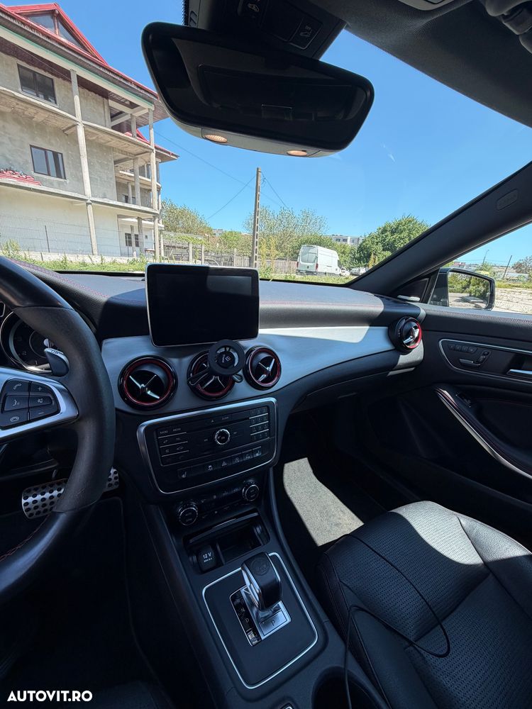 Mercedes-Benz CLA 45 AMG 4MATIC Aut. - 21