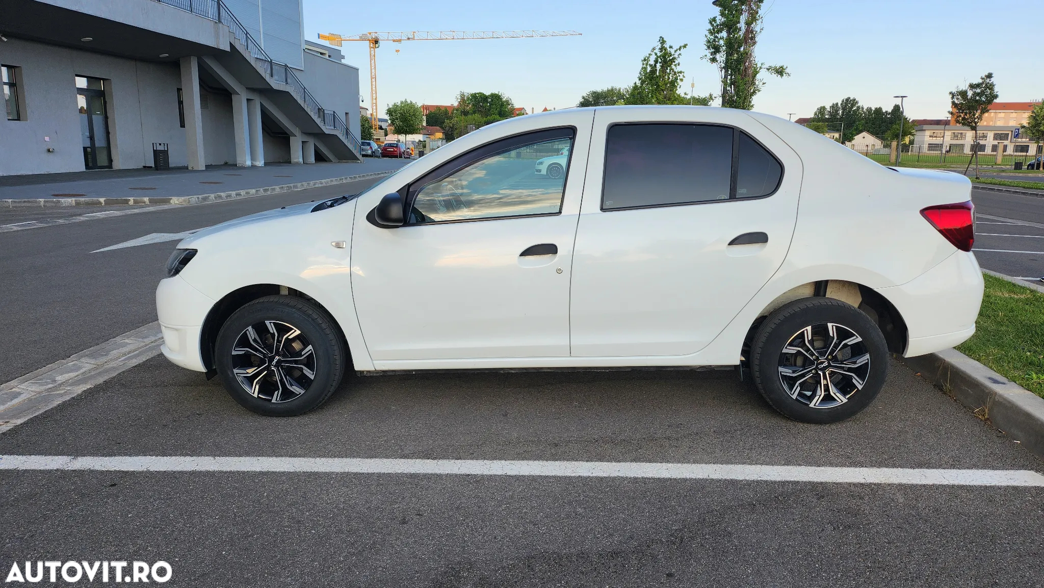 Dacia Logan - 8