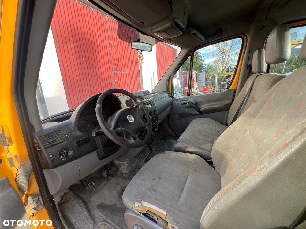 Volkswagen CRAFTER - 9