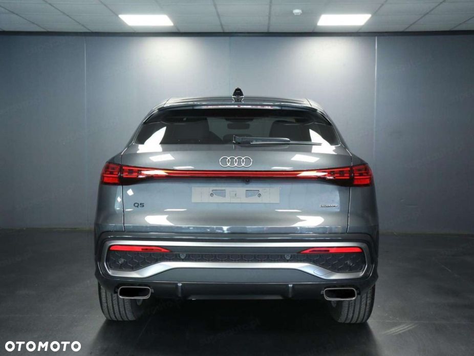 Audi Q5 Sportback - 3