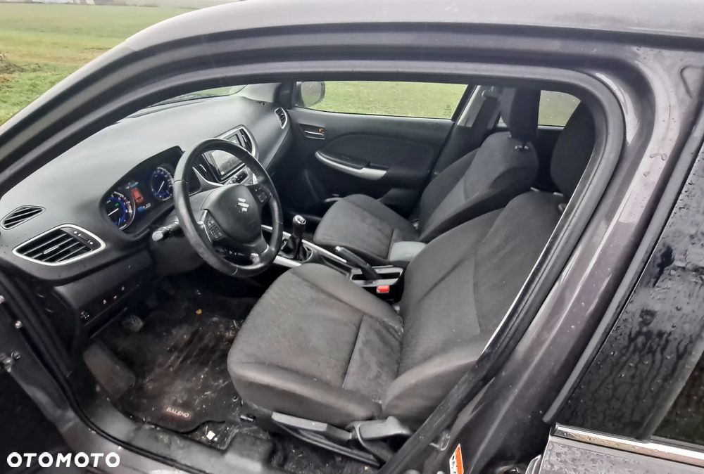 Suzuki Baleno 1.2 Dualjet (SHVS) Hybrid Comfort - 8