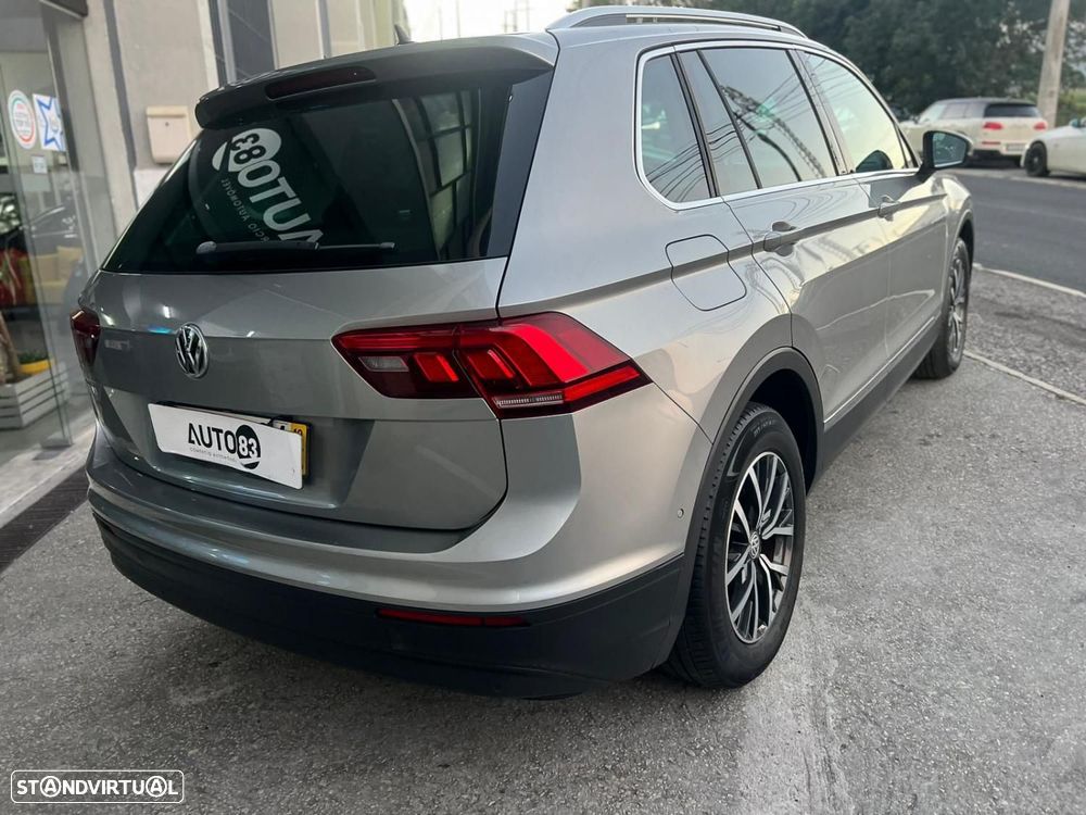 VW Tiguan 1.6 TDI Confortline - 3