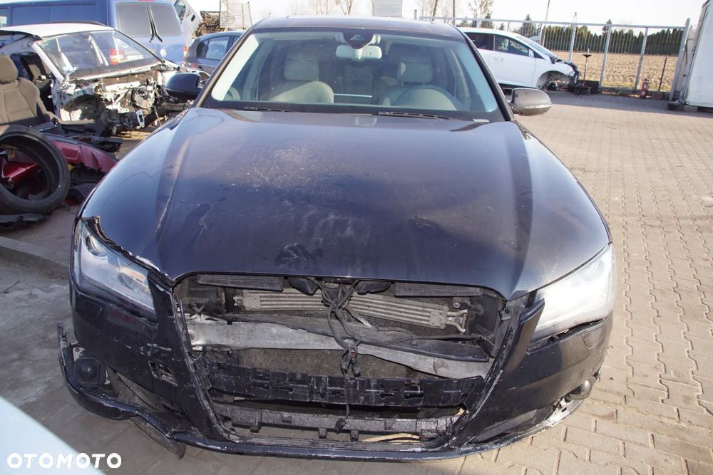 Auto na części tel 692106889 Audi A8 D4 4.2 tdi CDSB CDS skrzynia MXX kod lakieru lz9y wersja nie long drzwi ćwiartka szyba deska konsola lusterko zamek komputer zderzak czujnik fotele - 2