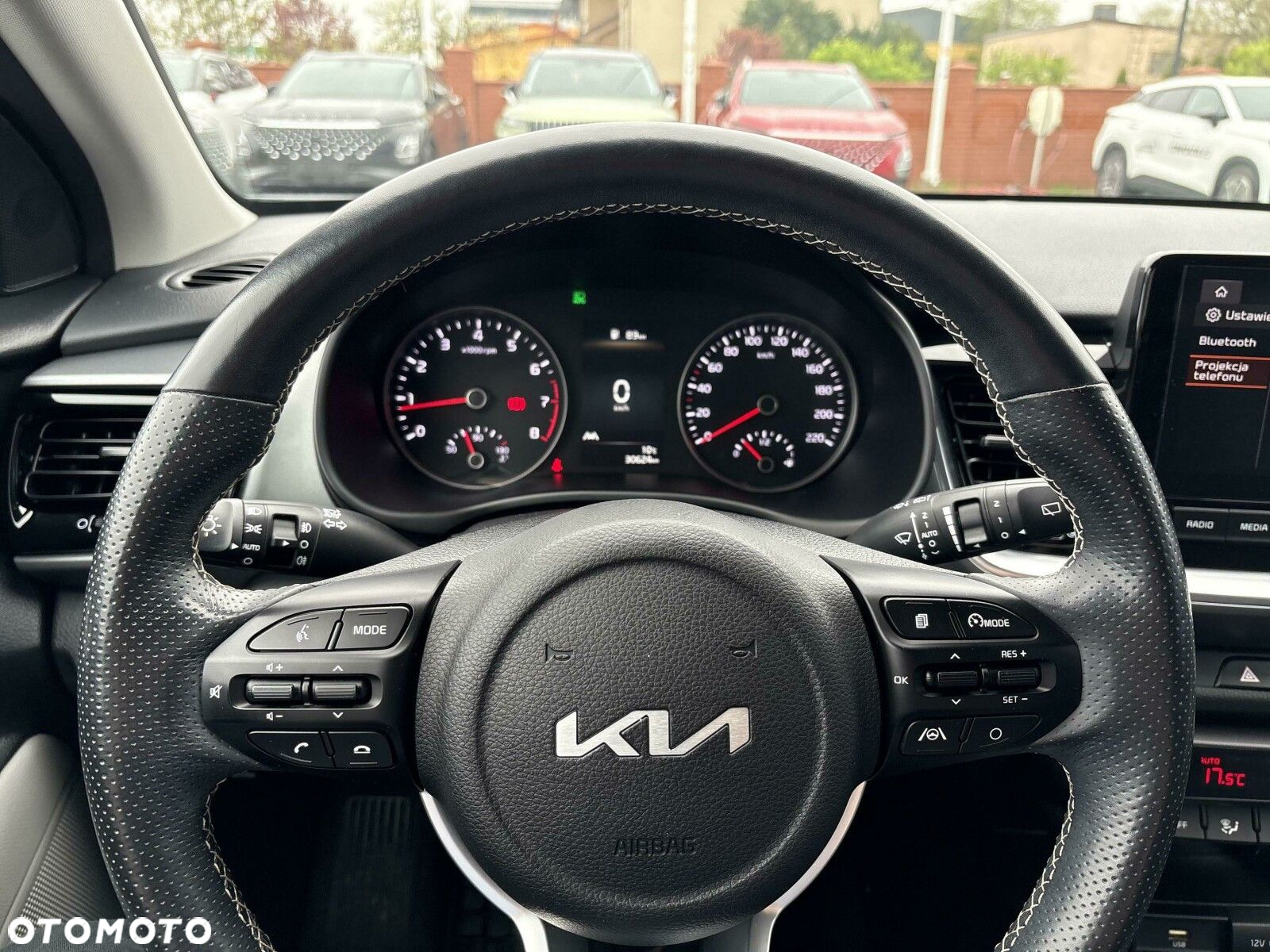 Kia Stonic 1.2 L - 16