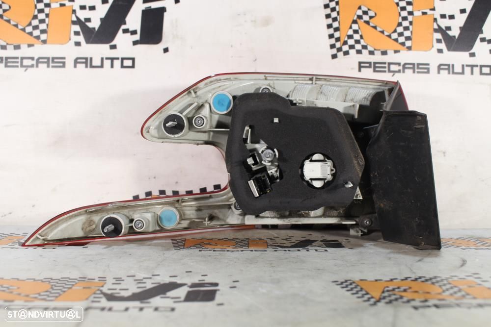 Farolim Direito Peugeot 308 Sw Ii  9678093880 / Carrinha Chassi Pendur - 10