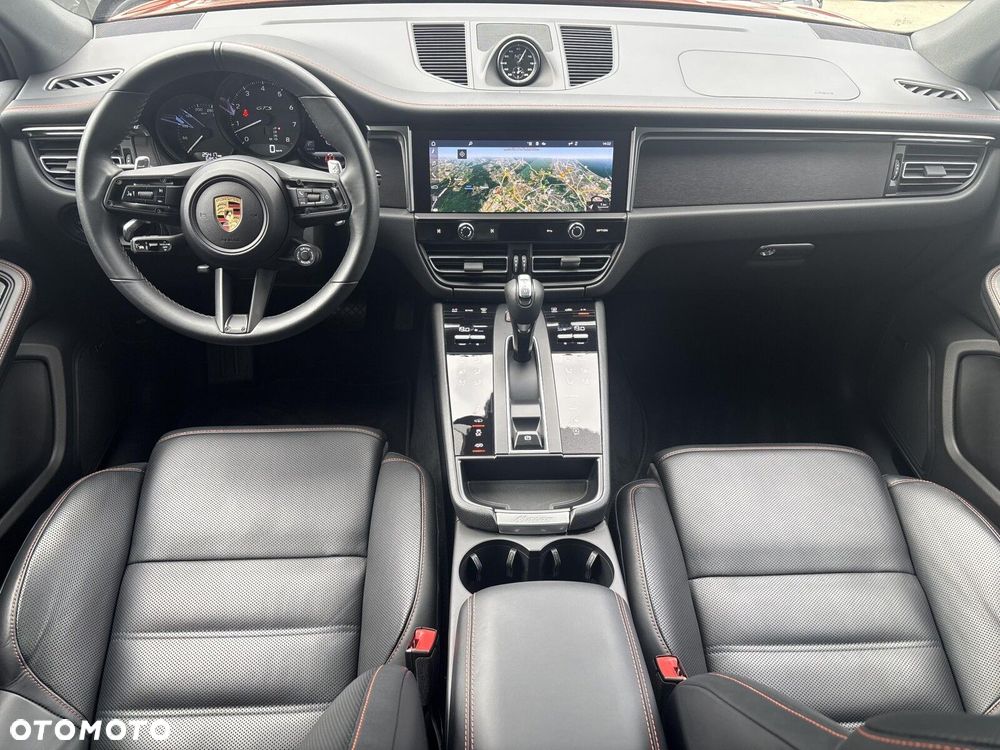Porsche Macan - 10