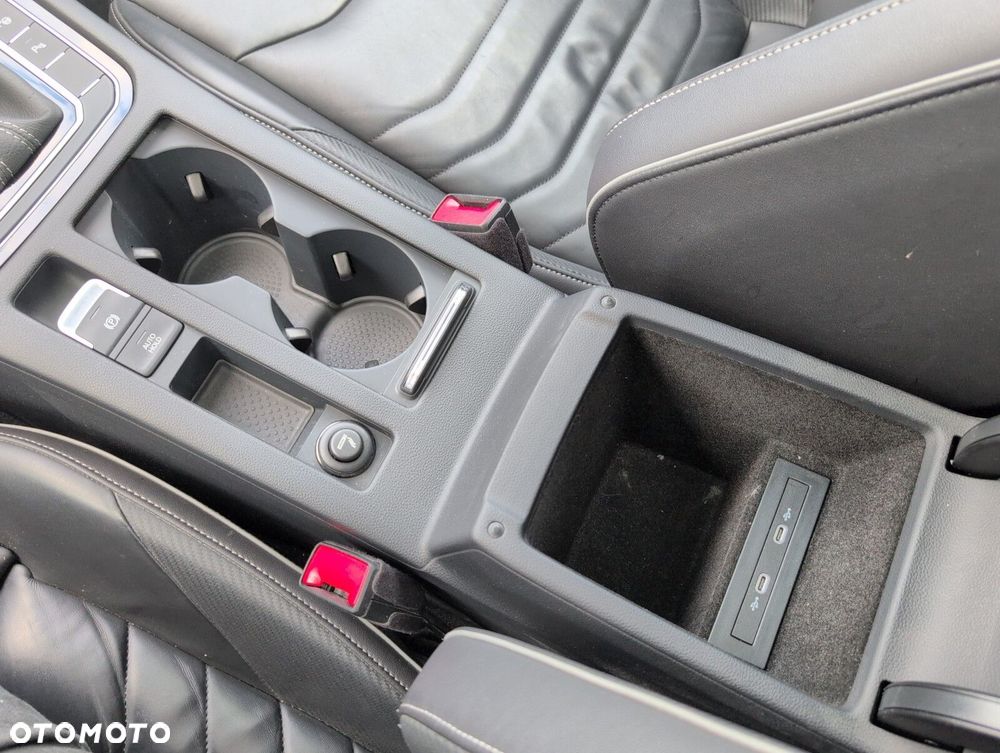 Volkswagen Arteon 2.0 TDI 4Motion R-Line DSG - 35