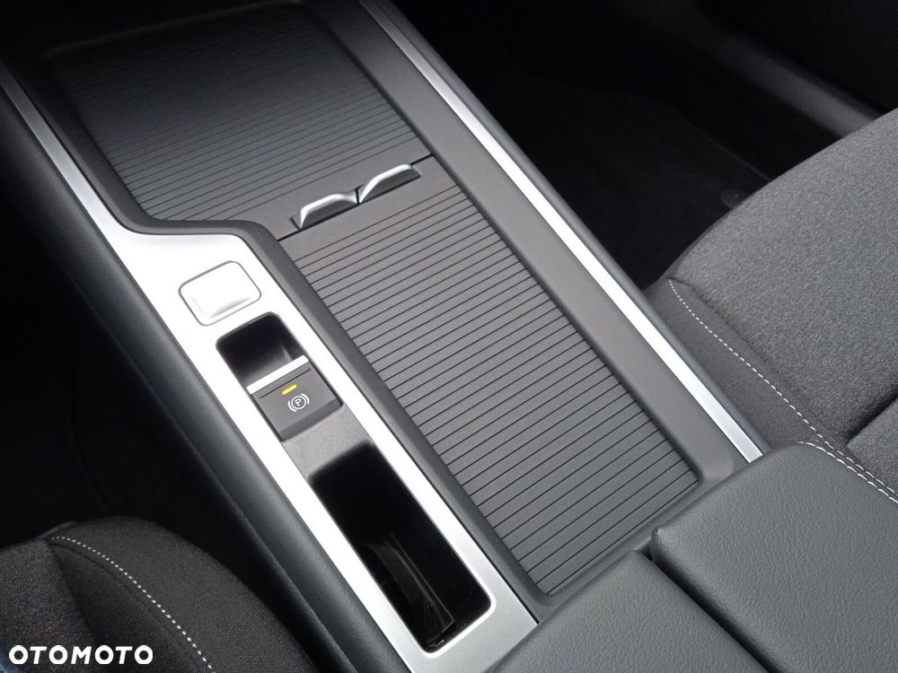 Volkswagen Passat - 20