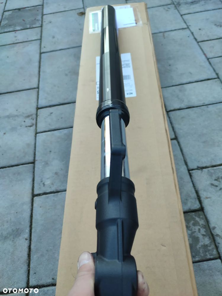 Laga, goleń, amortyzator Kawasaki Z900 RS - 13