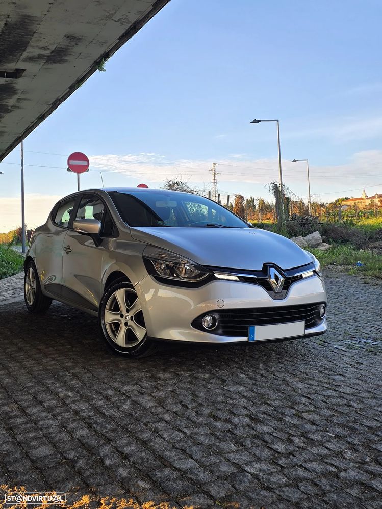 Renault Clio 0.9 TCE Dynamique S - 12