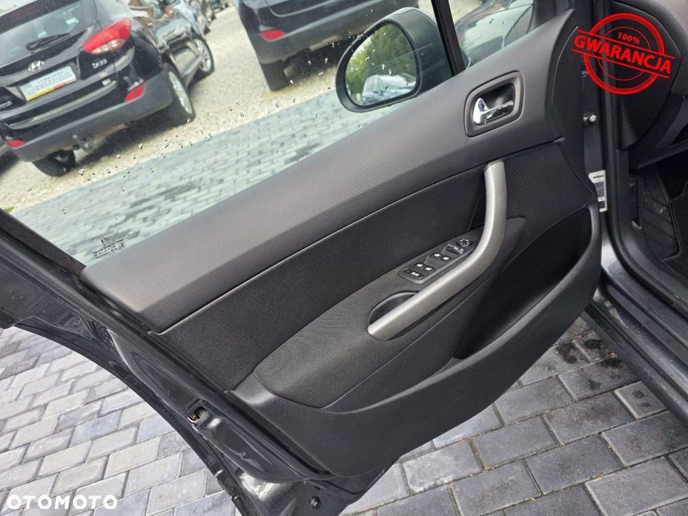 Peugeot 308 1.6 Premium - 36