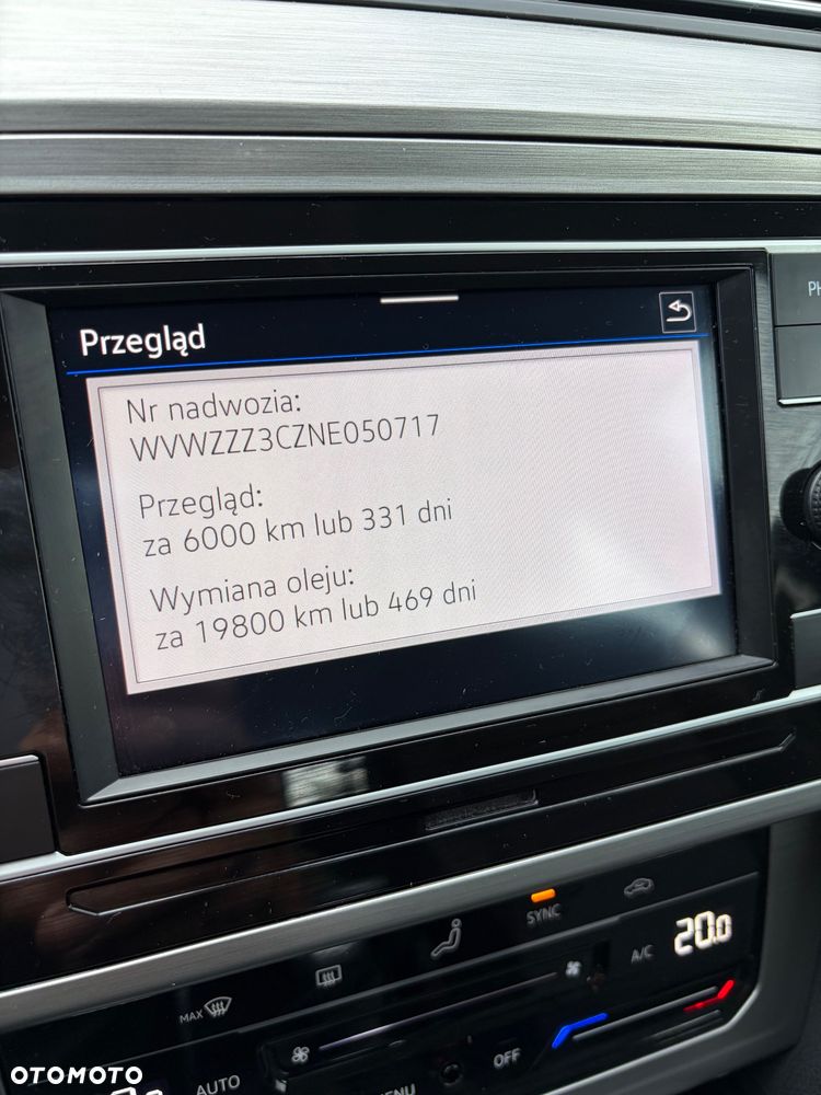 Volkswagen Passat - 28
