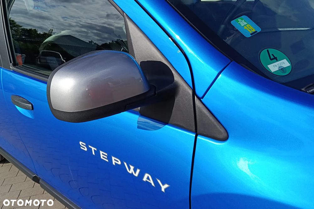Dacia Lodgy SCe 100 Stepway - 17