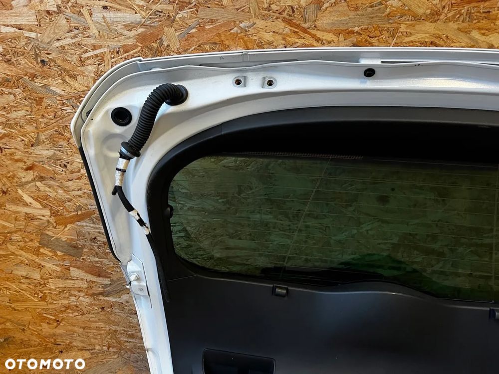 KLAPA TYLNA pokrywa bagażnika CITROEN DS4 I Kod lakieru: EWP - 9