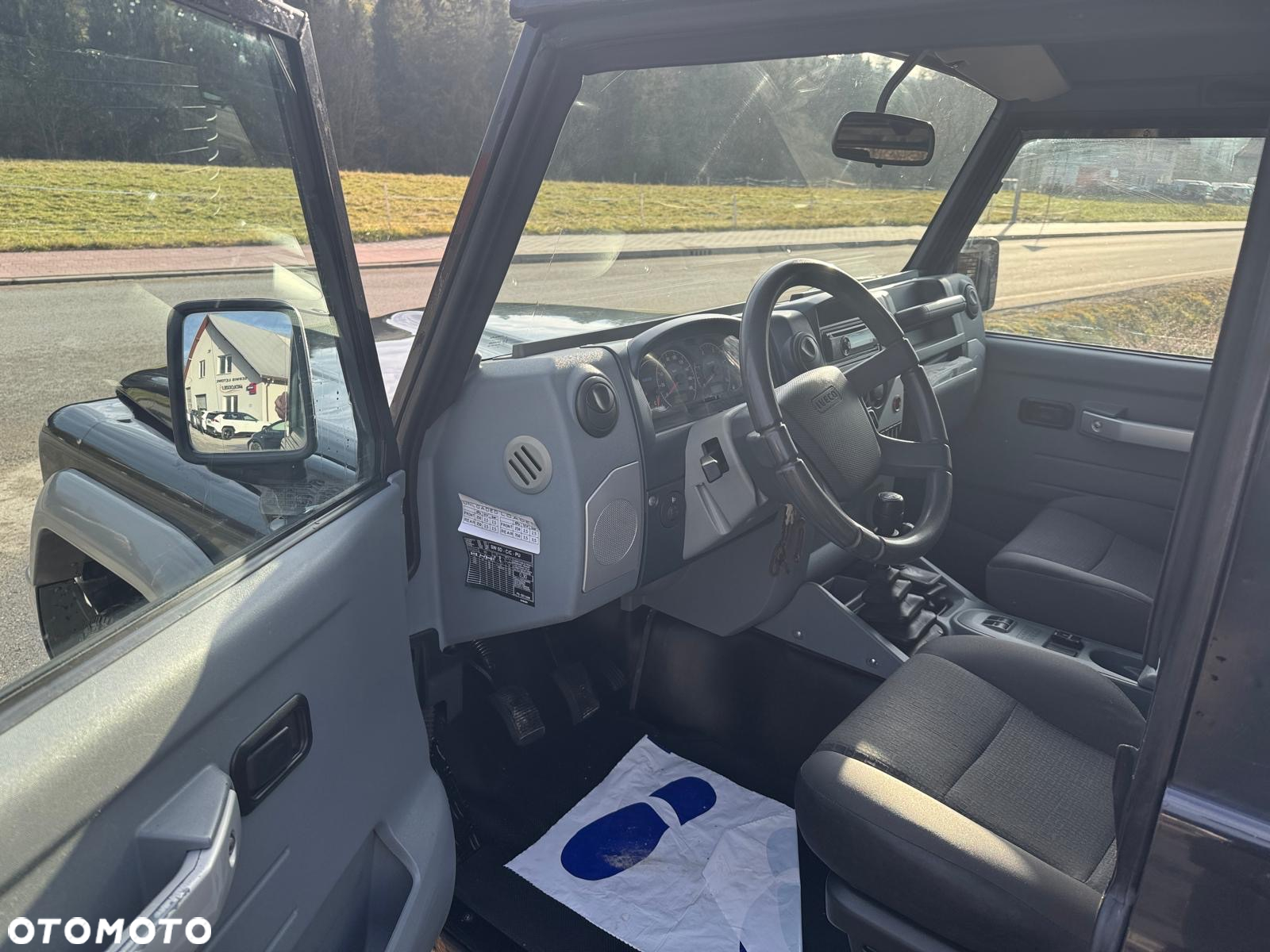 Iveco Massif - 18