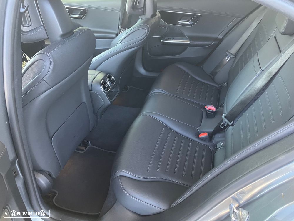 Mercedes-Benz C 180 - 24