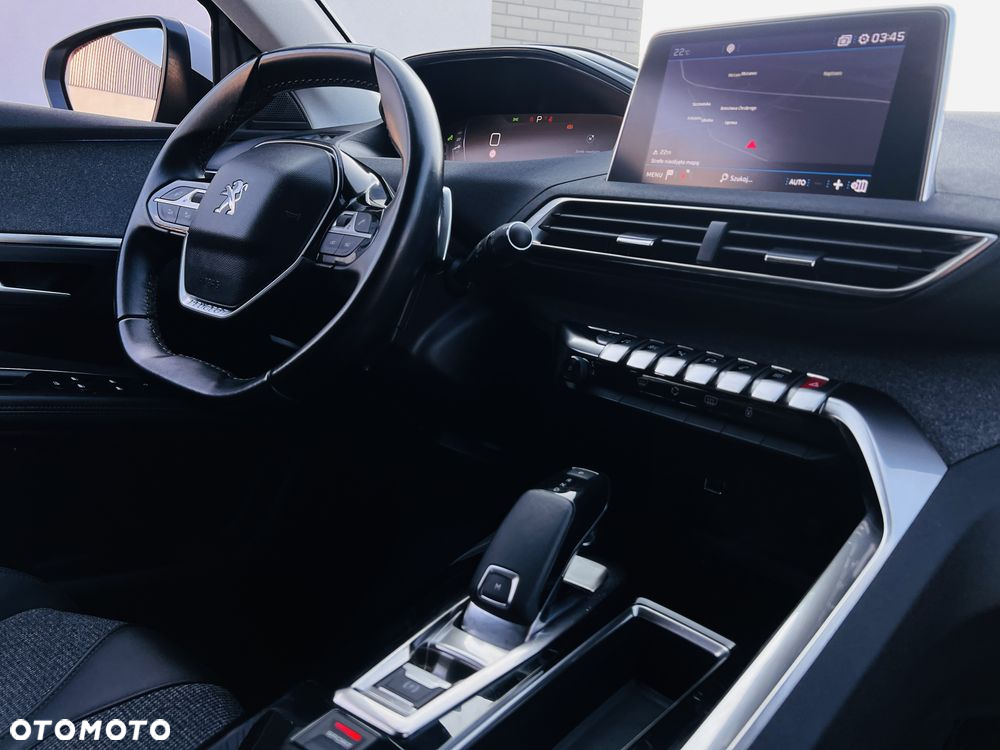 Peugeot 5008 BlueHDI 130 EAT8 Allure - 17