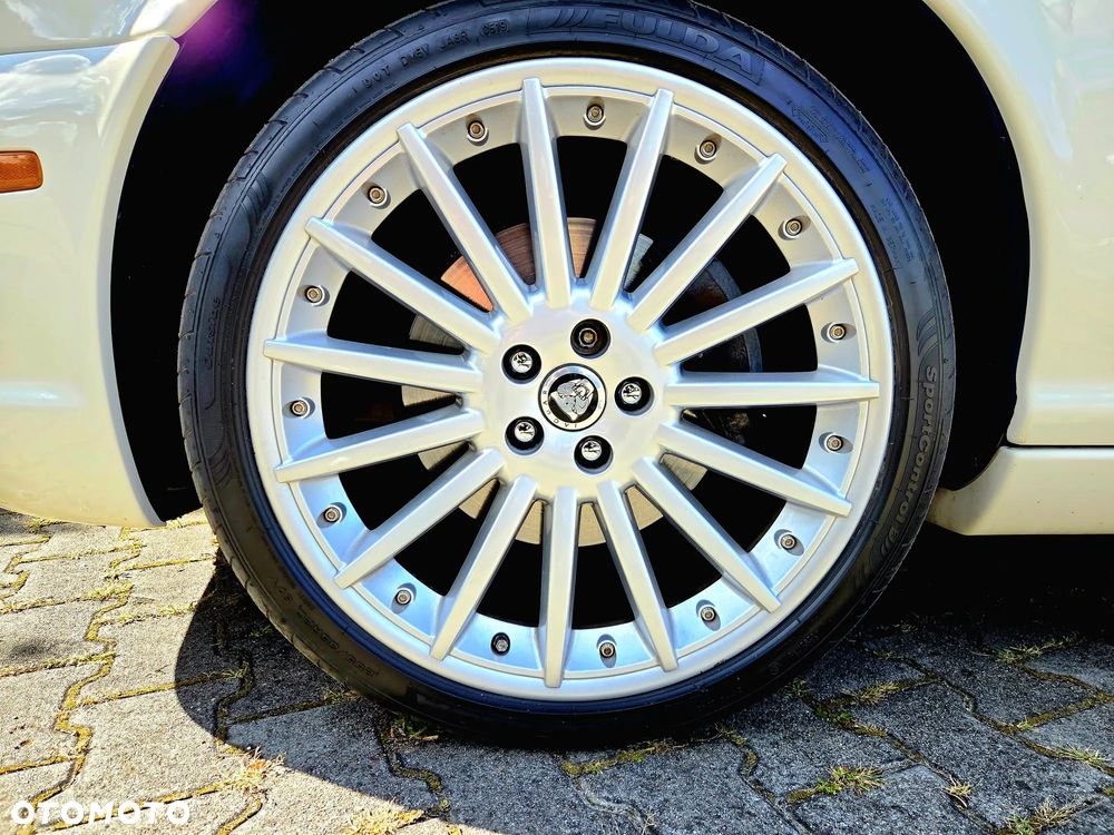 Jaguar XJ XJ8 4.2 LWB - 8