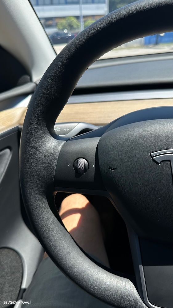 Tesla Model Y Long Range Tração Integral - 33